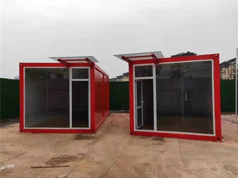 集裝箱農(nóng)場(chǎng)里種蔬菜在美國(guó)興起